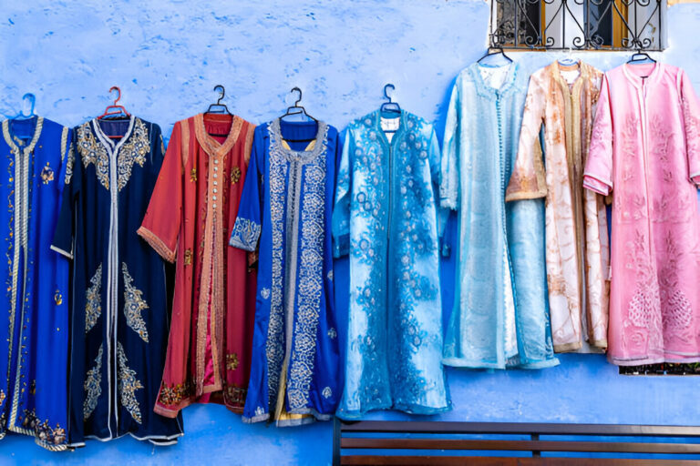Traditionelle marokkanische Kleidung: Zeitlose Schönheit und Tradition